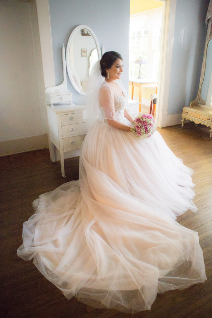 Butler's Courtyard Bridal Session | Jessica Pledger Photography | League City Wedding Venue