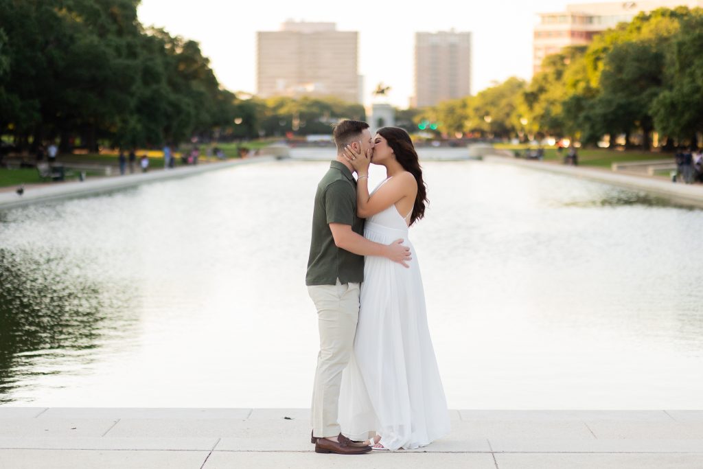 Your Guide to a Perfect Engagement Session in Houston - Jessica Pledger Photography